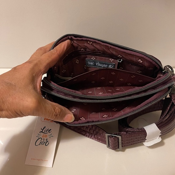 Lug Quilted RFID Convertible
Crossbody. Coupe 2. New Can attached to your belt - Picture 10 of 16